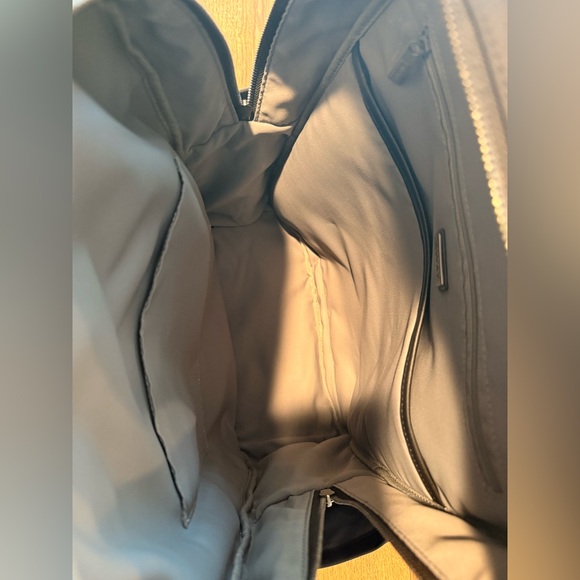 Away The Commuter Backpack - Picture 14 of 14